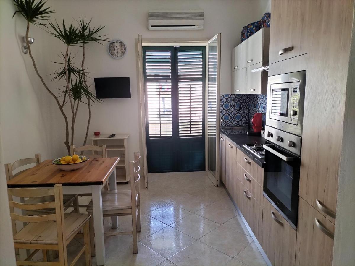 Incentro Palermo Apartment Luaran gambar